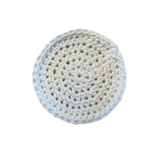Round crochet resuseable makeup remover pad